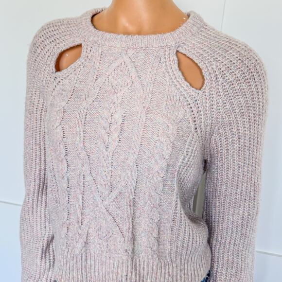 NWT-Love Knits NYC of Francesca’s Keyhole Cable Knit Sweater, Women’s Size Small - Picture 3 of 11
